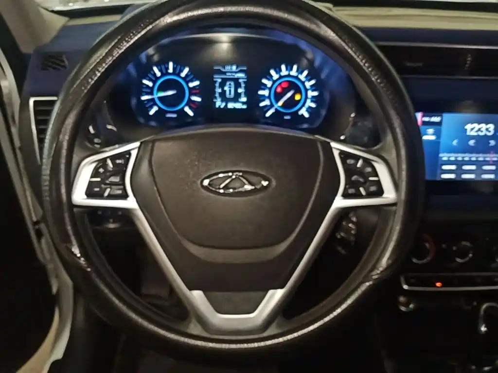 Chery Tiggo 3 2019 — фото 11