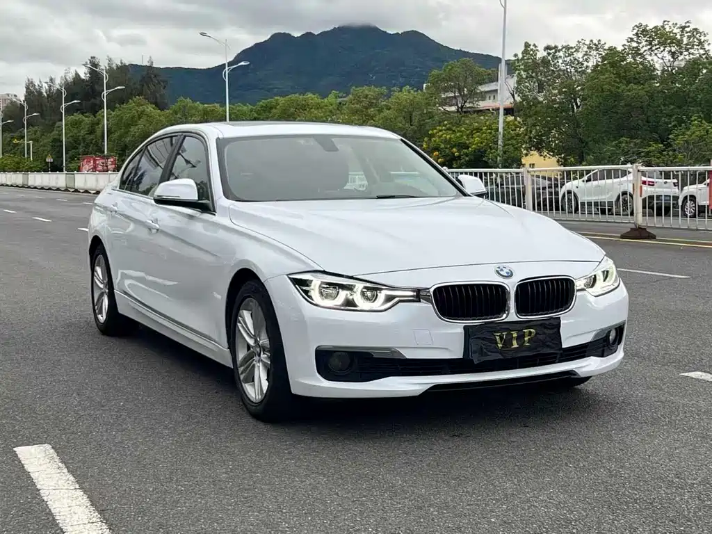 BMW 3 Series 2017