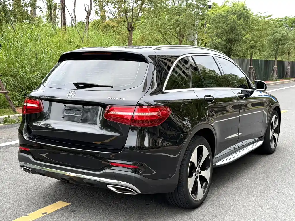 Mercedes-Benz GLC 2018 — фото 9