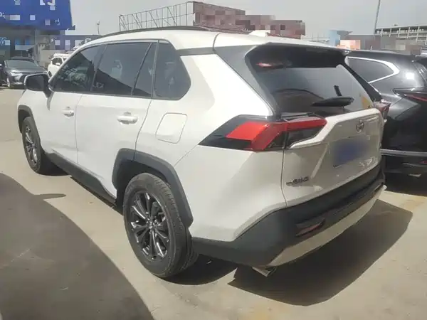 Toyota RAV4 2023