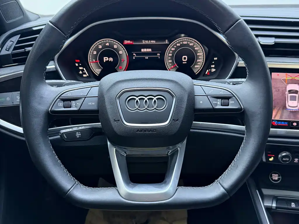 Audi Q3 2022 — фото 17