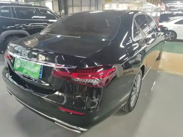 Mercedes-Benz E-Class 2023