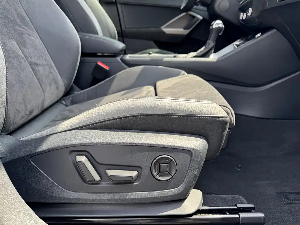 Audi Q3 2022 — фото 19