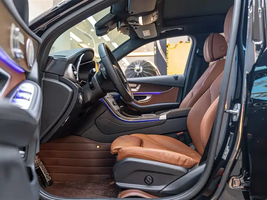 Mercedes-Benz GLC 2021 — фото 15