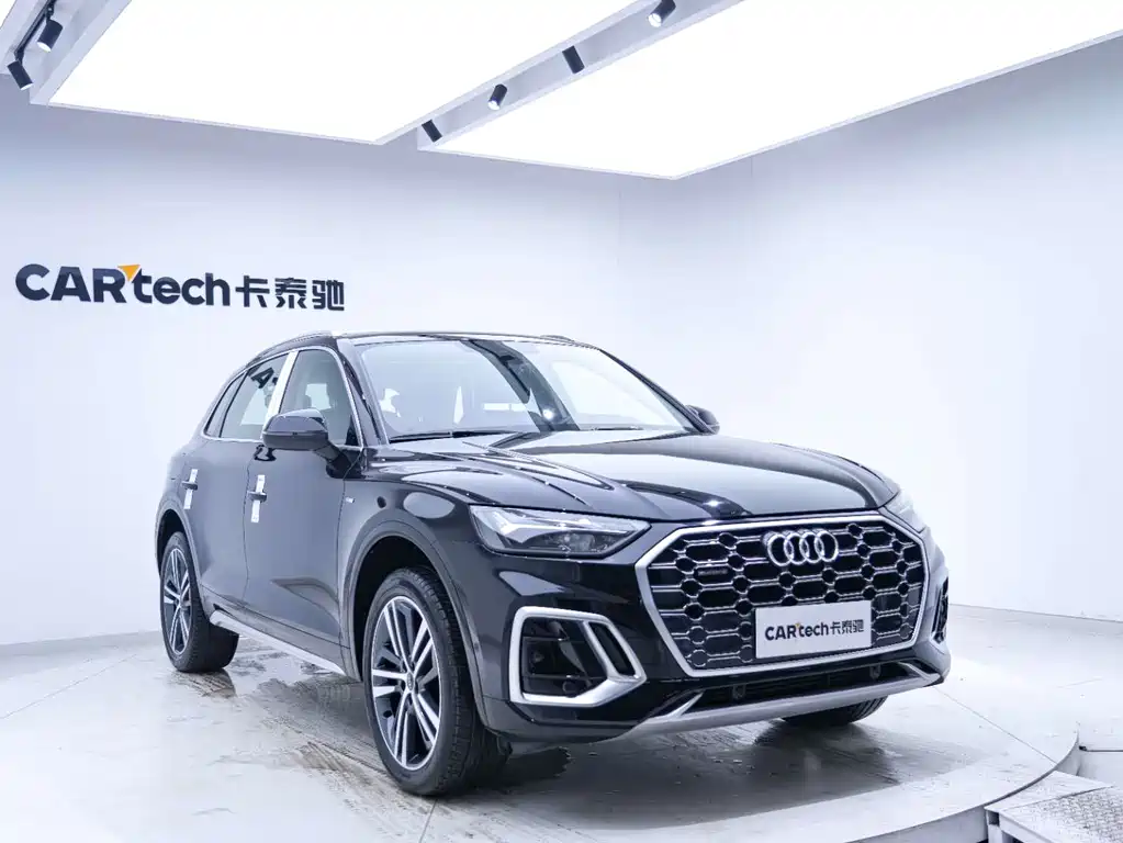 Audi Q5L 2022 — фото 7