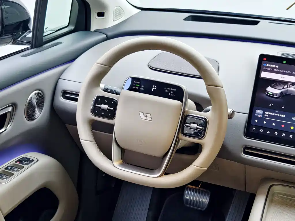Li Auto i8 2025 — фото 14