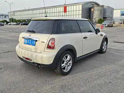 MINI MINI 2013