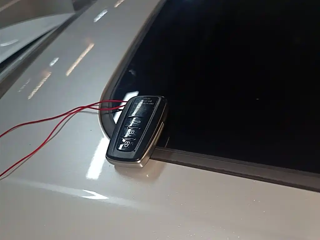 Toyota Camry 2021 — фото 23