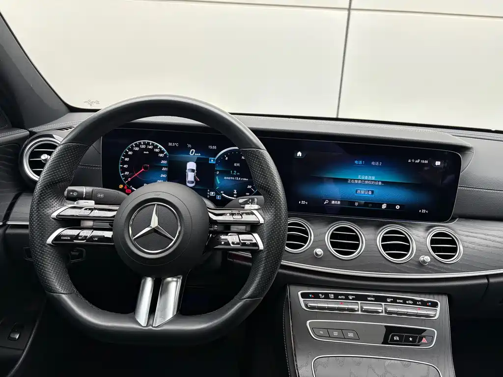 Mercedes-Benz E-Class 2022 — фото 10