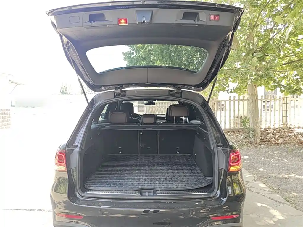 Mercedes-Benz GLC 2021 — фото 19
