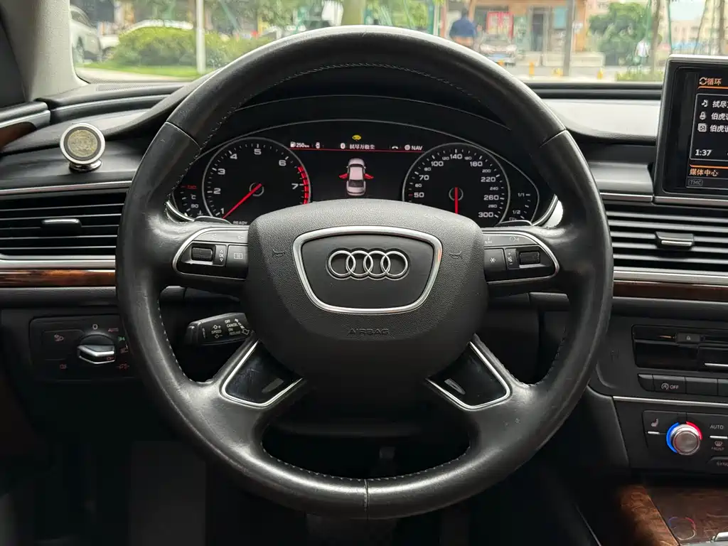 Audi A6L 2016 — фото 6