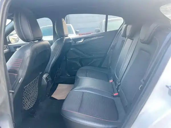 Ford Focus 2021
