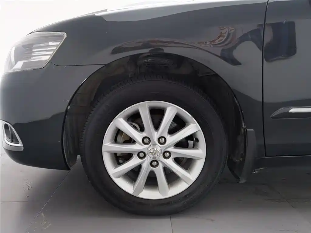 Toyota Camry 2016 — фото 17