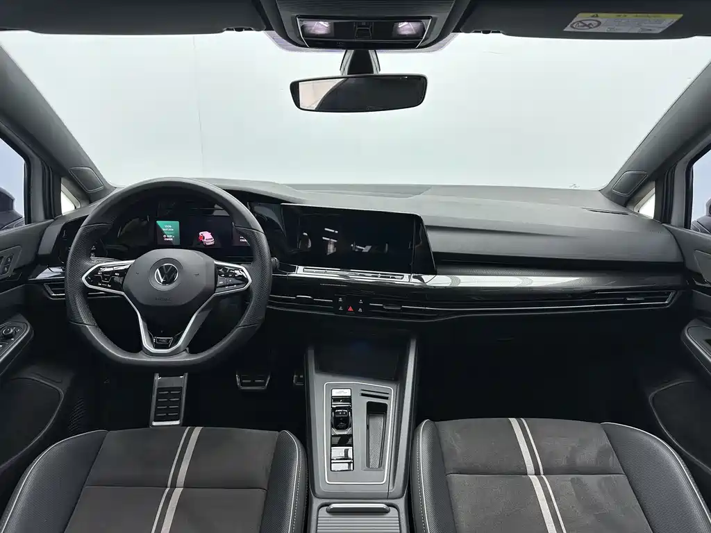 Volkswagen Golf 2023