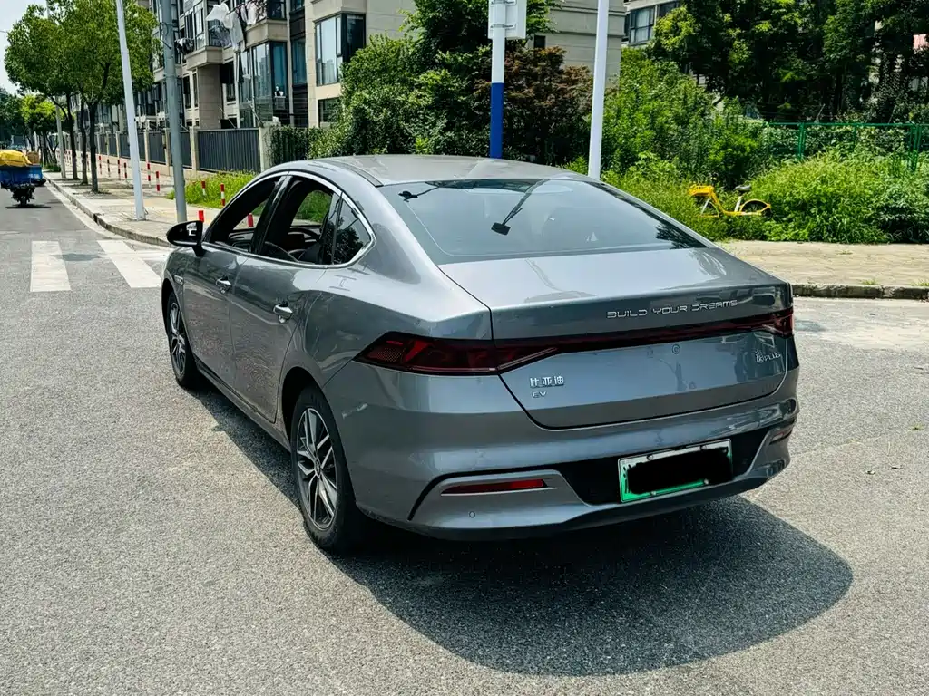 BYD Qin PLUS 2023 — фото 15