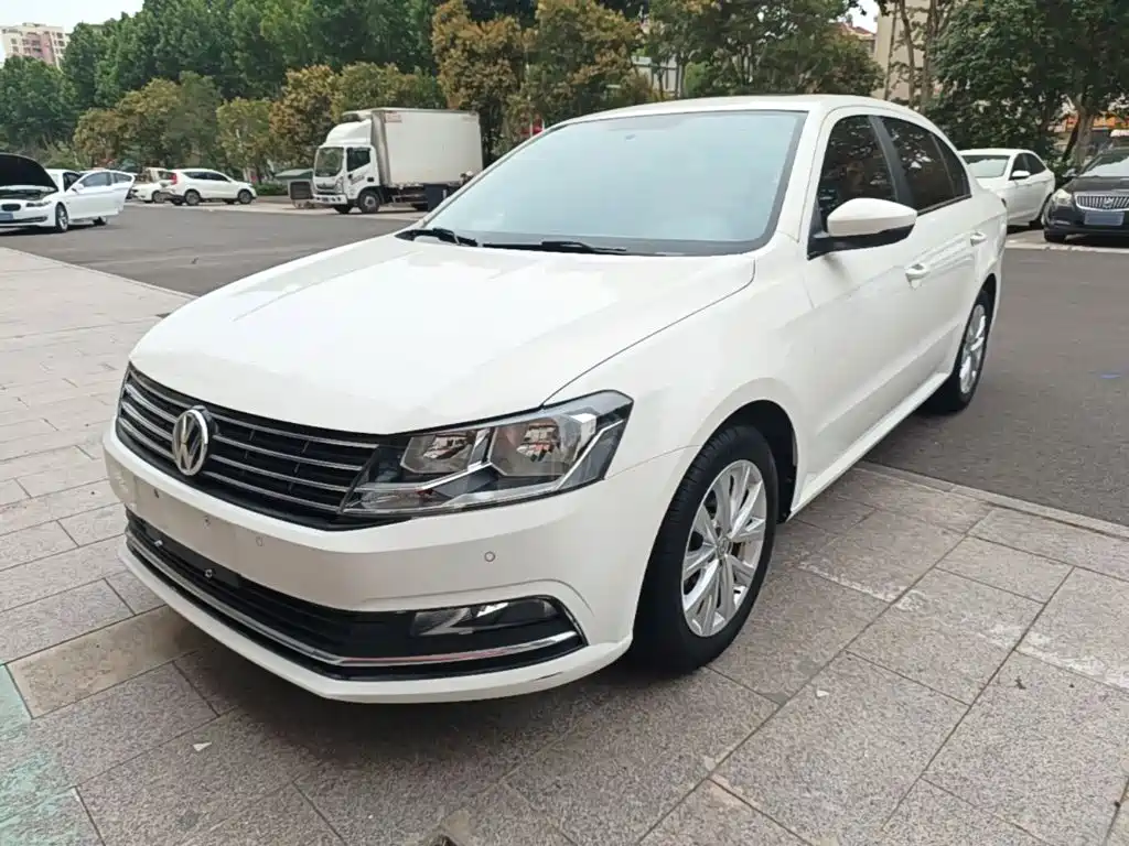 Volkswagen Lavida 2017 — фото 2