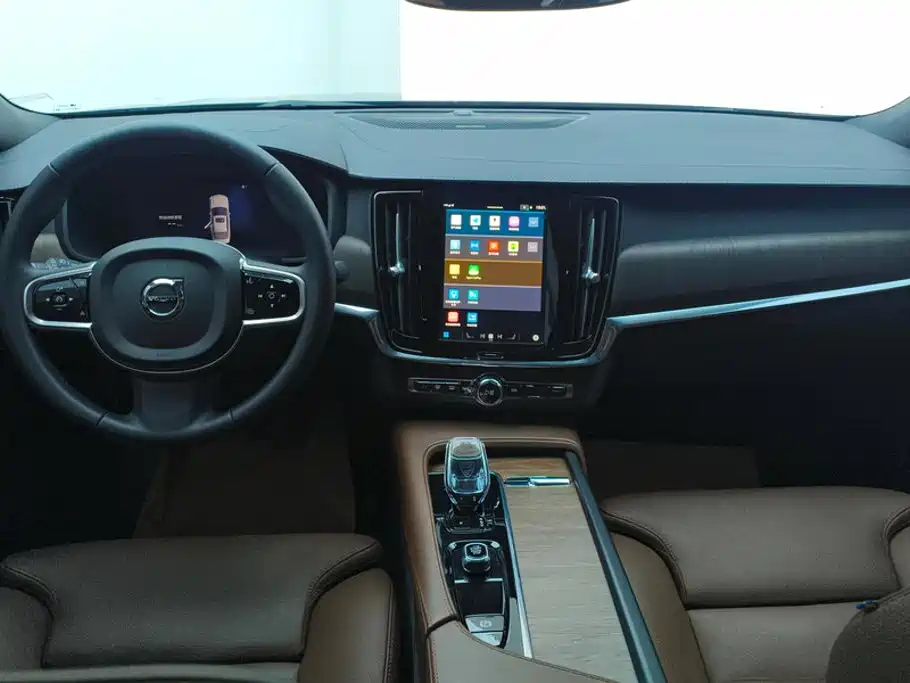 Volvo S90 2024 — фото 12