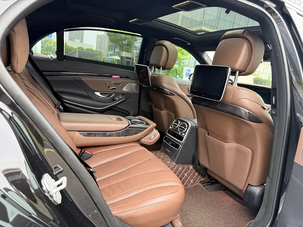 Mercedes-Benz S-Class 2017 — фото 25