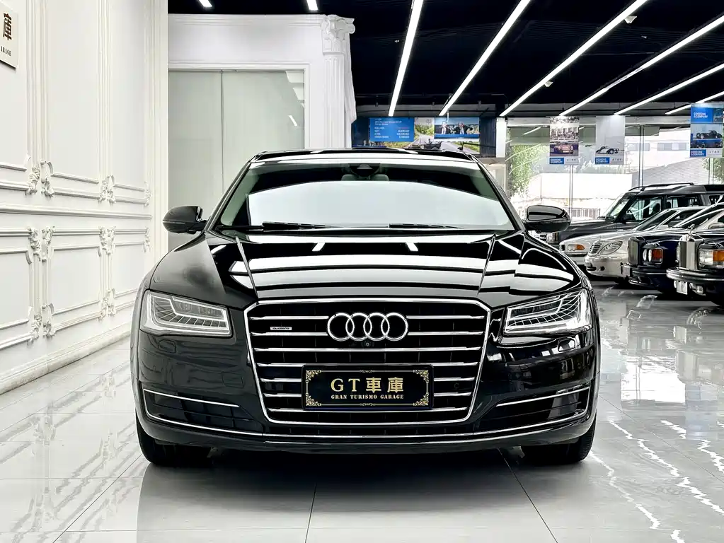 Audi A8 2016 — фото 2