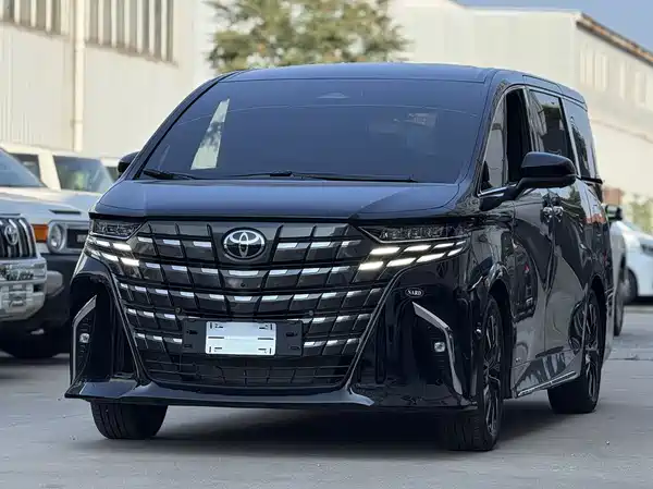Toyota Alphard 2025