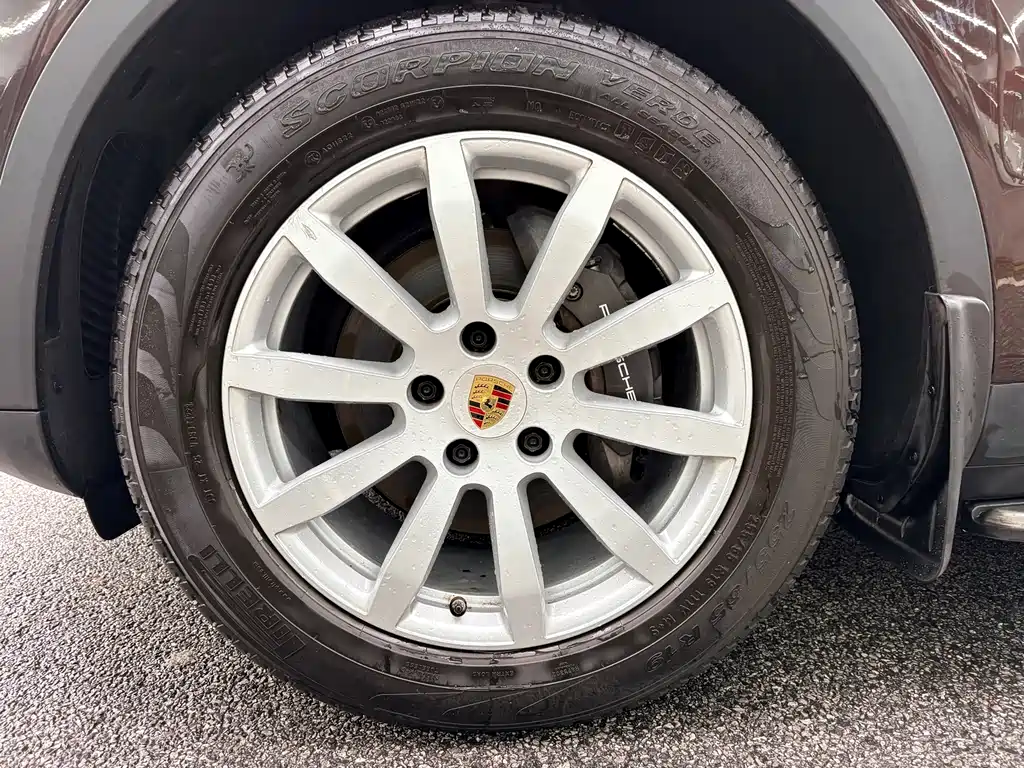 Porsche Cayenne 2018 — фото 10