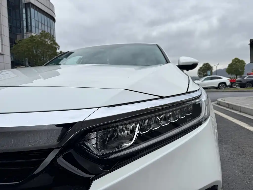 Honda Accord 2023 — фото 2