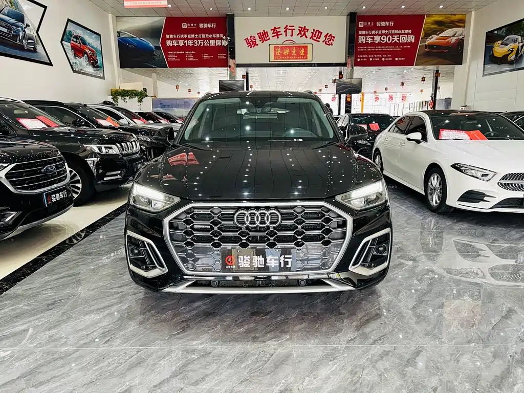 Audi Q5L 2022 — фото 2