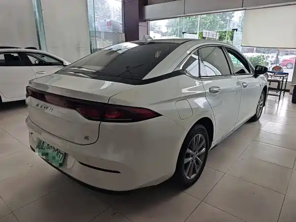 Aion S 2023