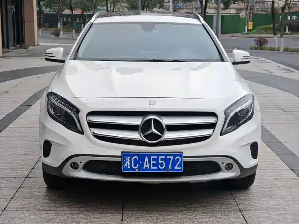 Mercedes-Benz GLA 2016