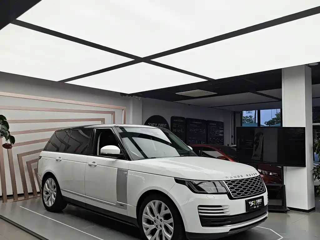 Land Rover Range Rover 2018 — фото 3