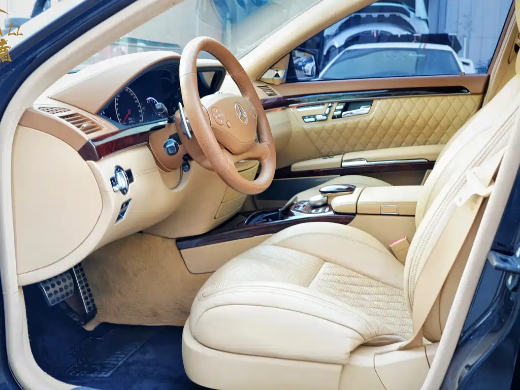 Mercedes-Benz S-Class AMG 2011 — фото 10