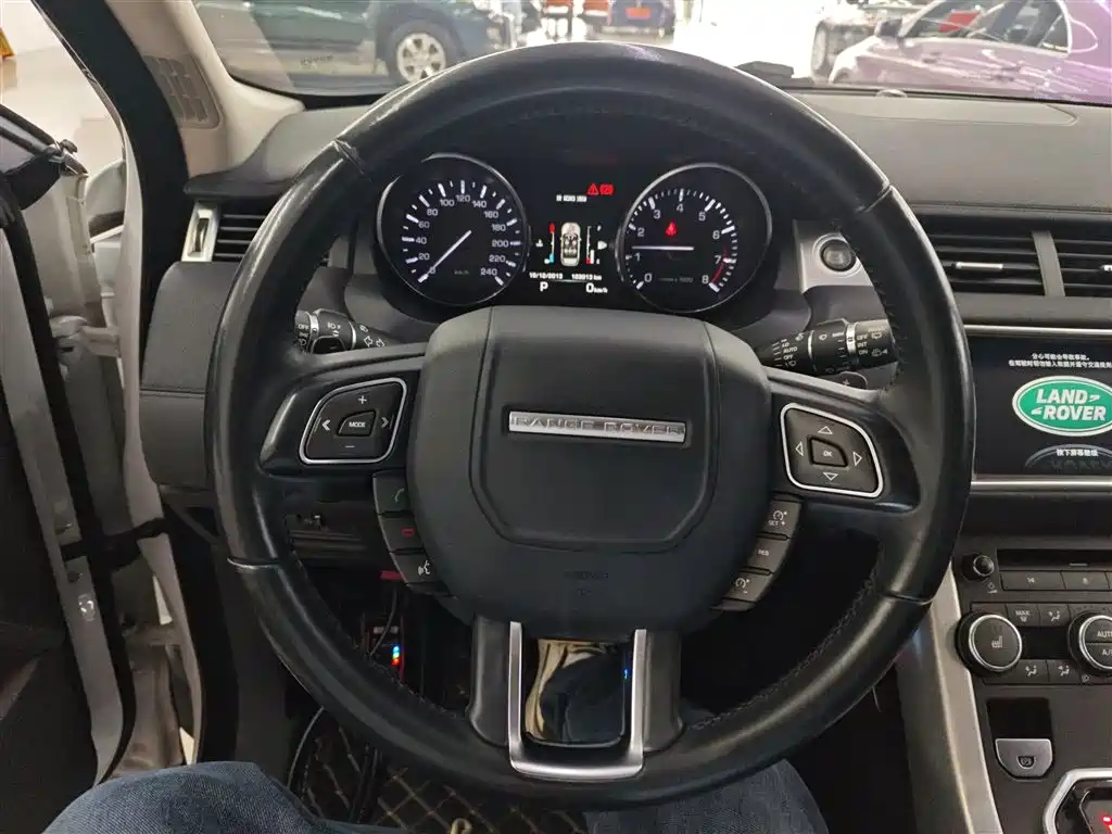 Land Rover Evoque 2016 — фото 7