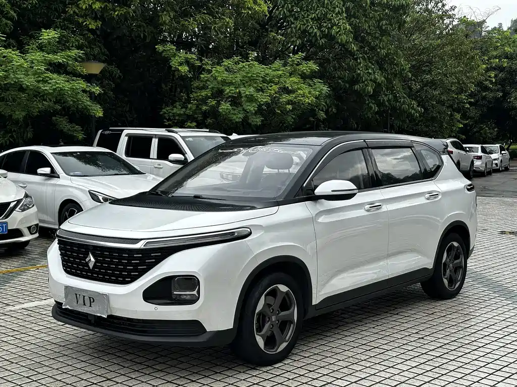 Baojun RM-5 2021