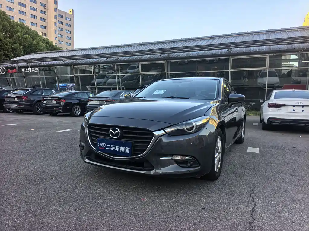 Mazda 3 Axela 2018