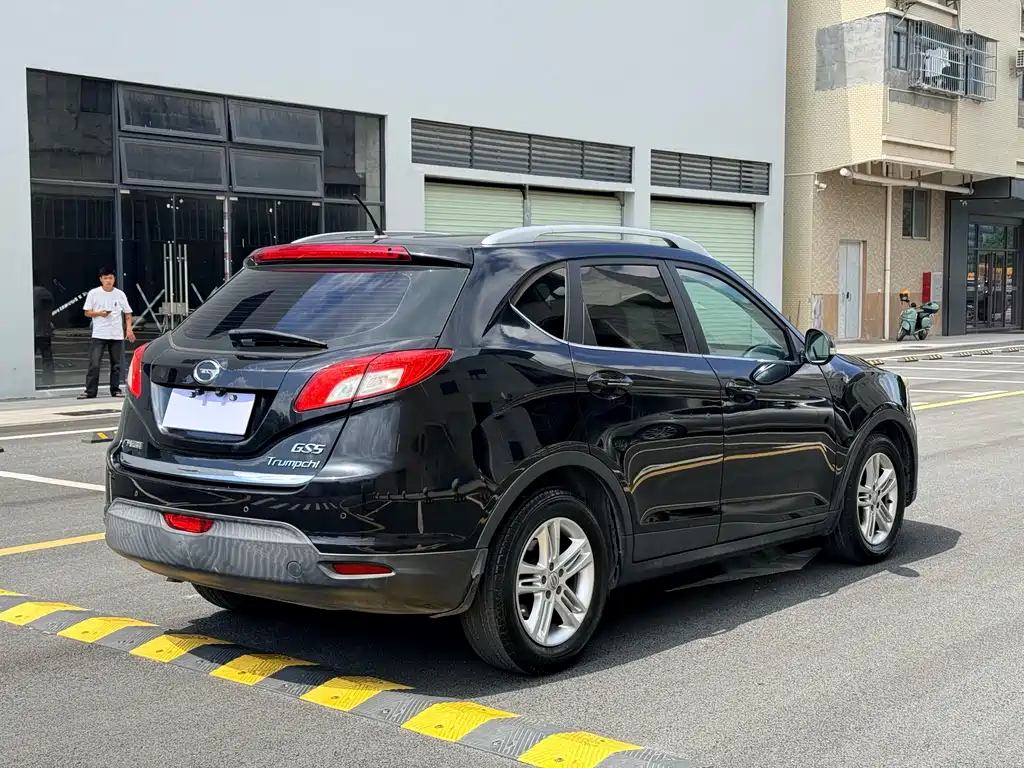 GAC Motor Trumpchi GS5 2014 — фото 9