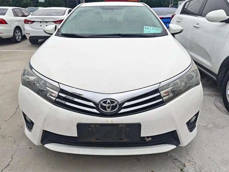 Toyota Corolla 2016 — фото 2