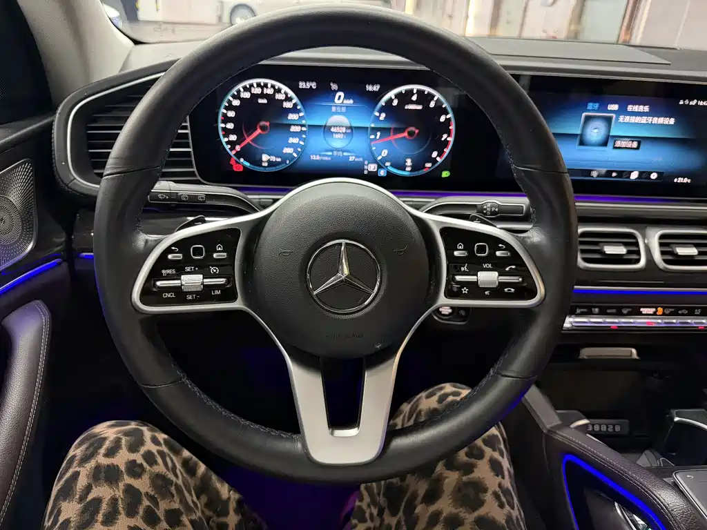 Mercedes-Benz GLE 2021 — фото 10