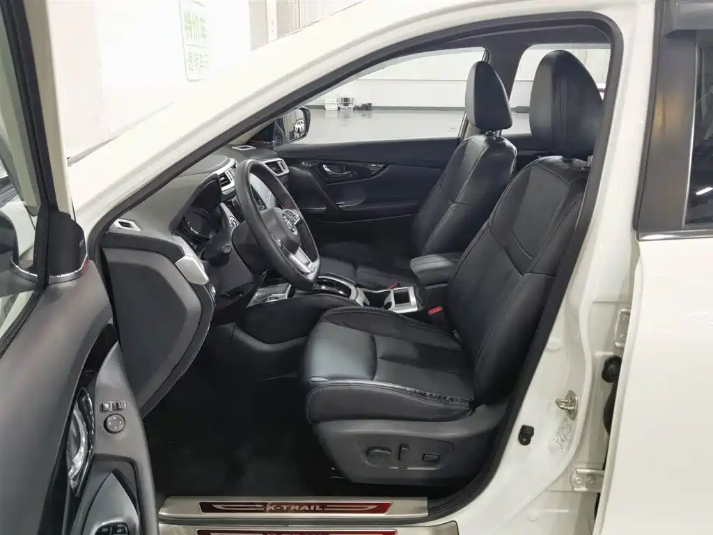 Nissan X-Trail 2019 — фото 10