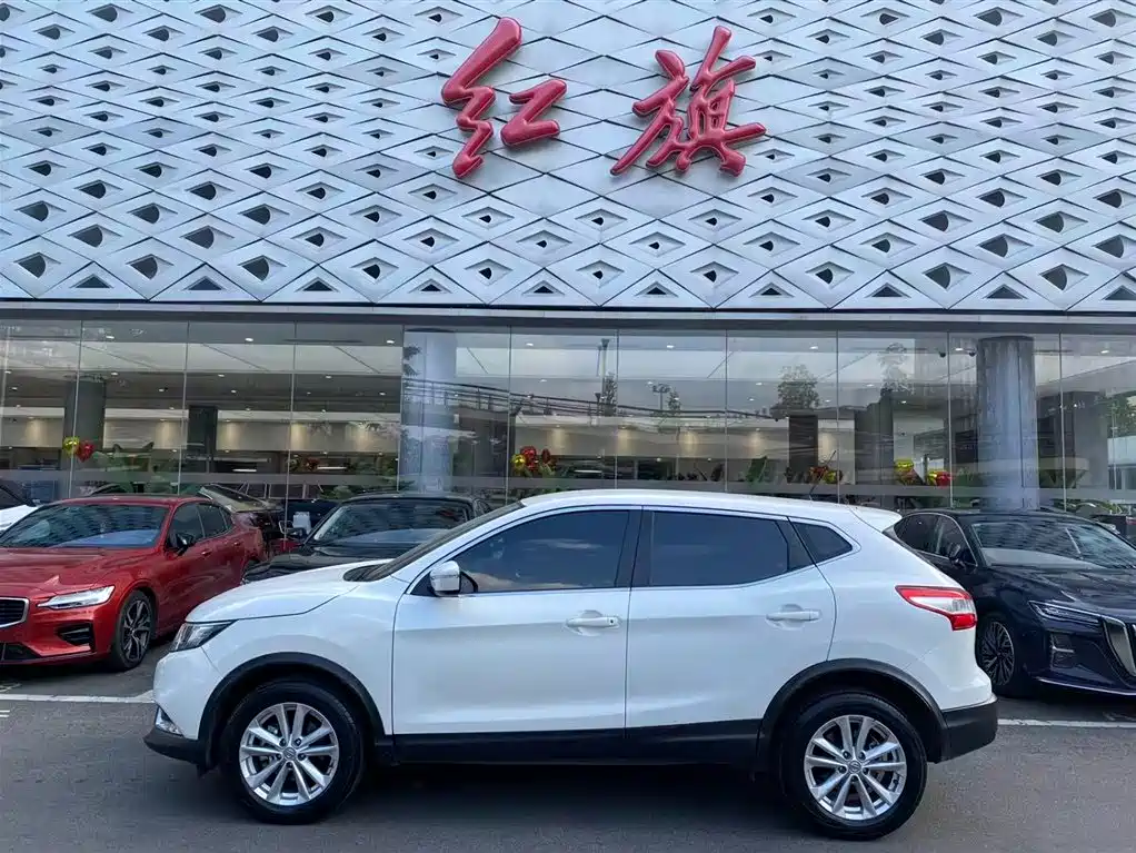 Nissan Qashqai 2016 — фото 3