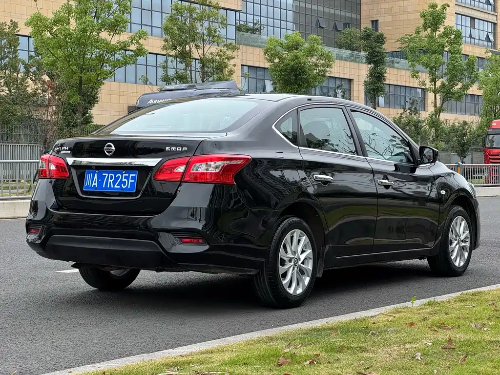 Nissan Sylphy 2023 — фото 15