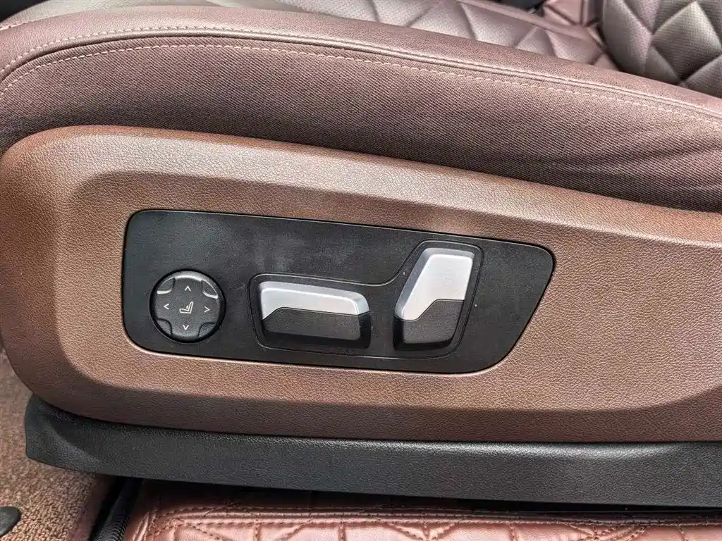 BMW X5 2022 — фото 16