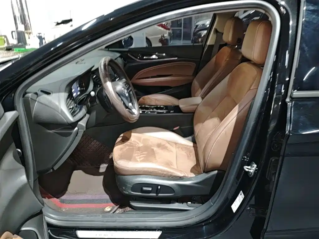 Buick Regal 2021 — фото 15