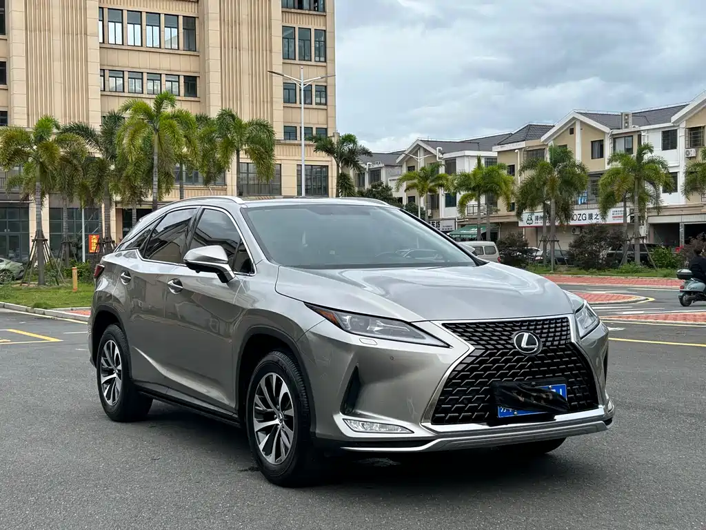 Lexus RX 2022 — фото 3