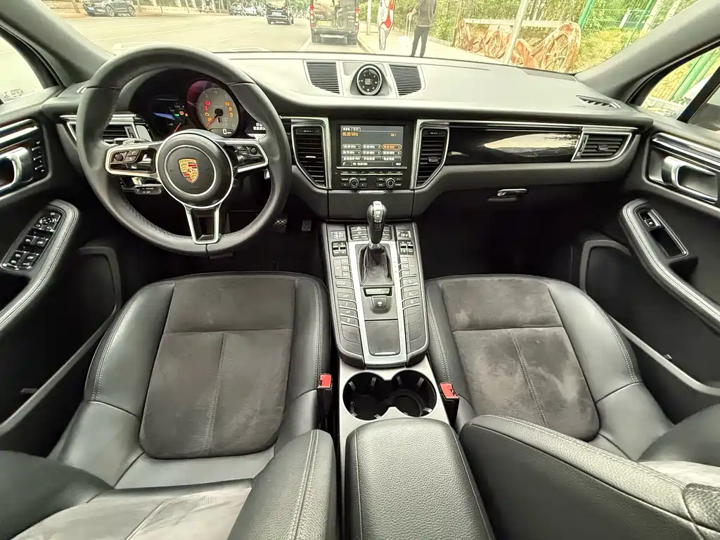 Porsche Macan 2015 — фото 6