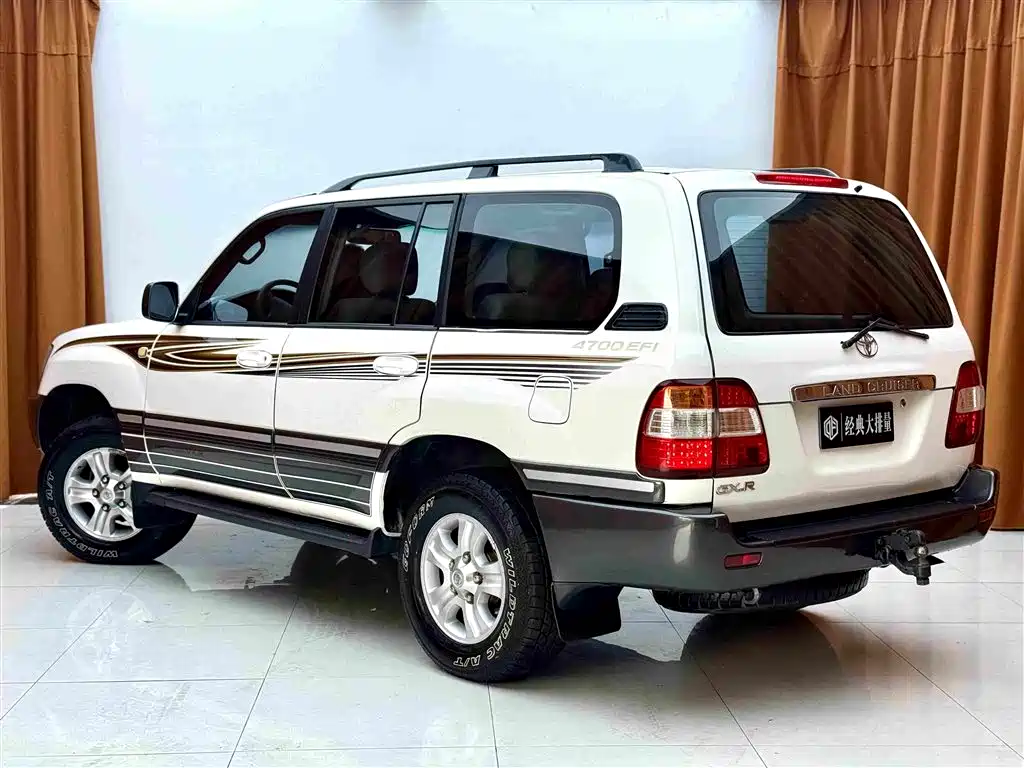 Toyota Land Cruiser 2005 — фото 6