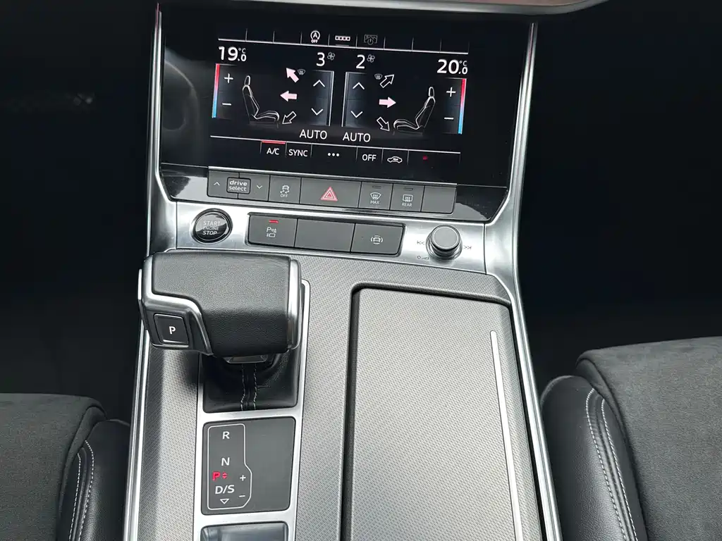 Audi A7L 2024 — фото 13
