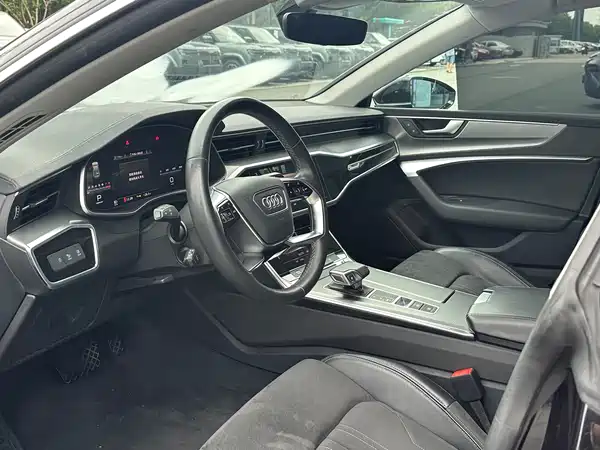 Audi A7L 2024