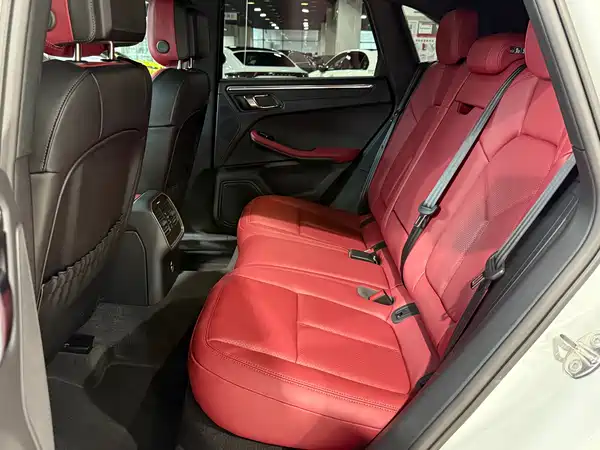 Porsche Macan 2026