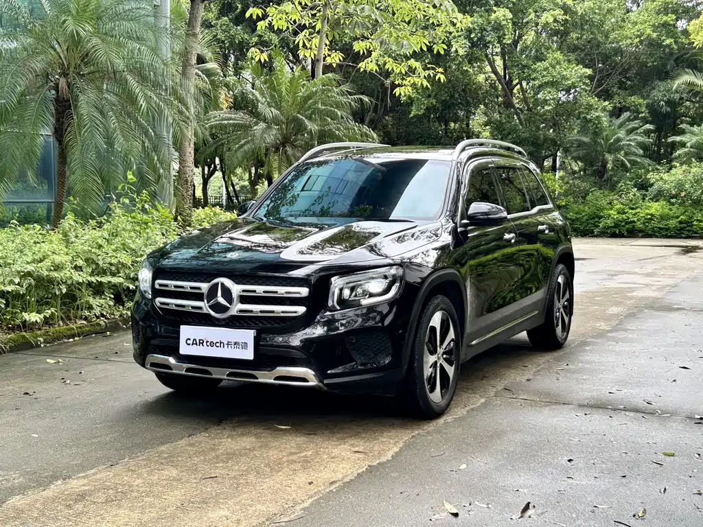 Mercedes-Benz GLB 2022 — фото 1