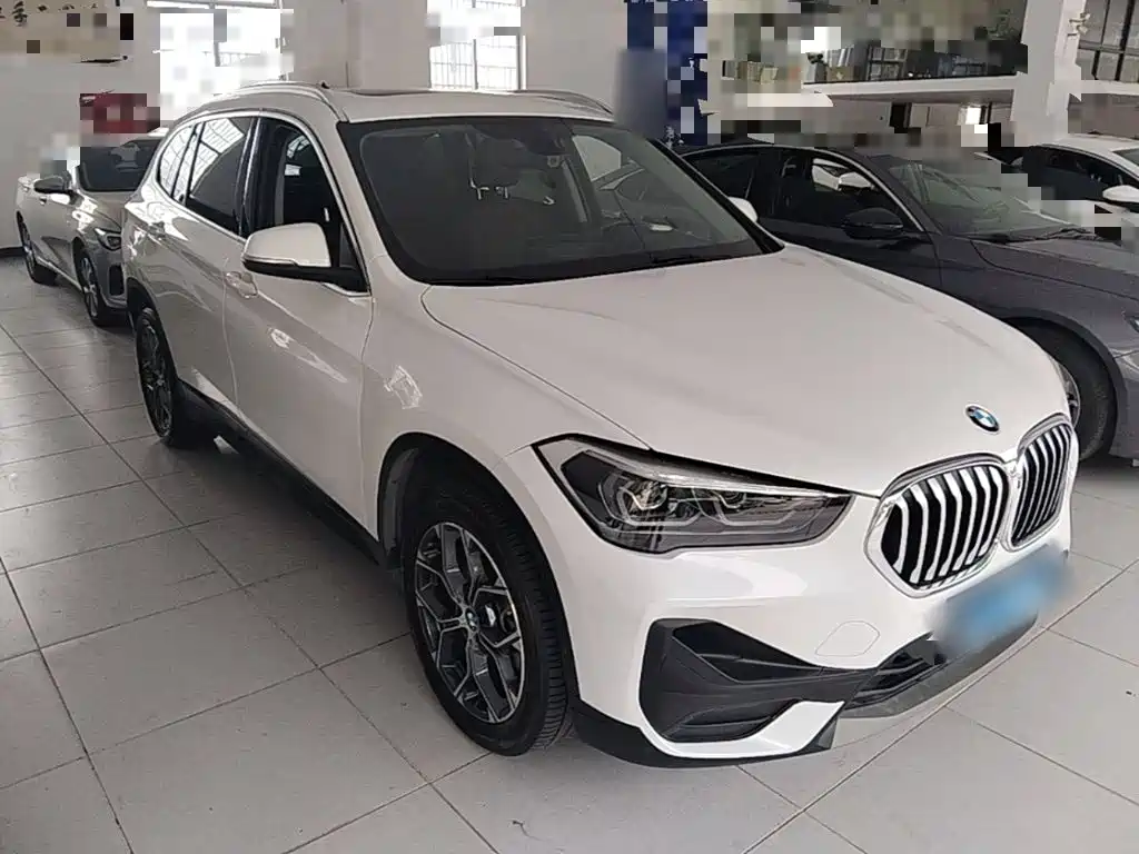 BMW X1 2020 — фото 4